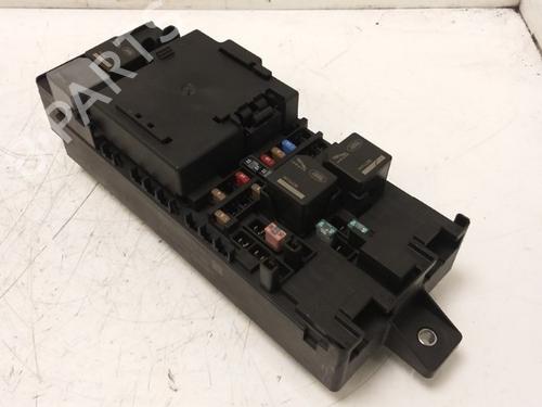 Used Fuse box Fuse box 15340529 15340529