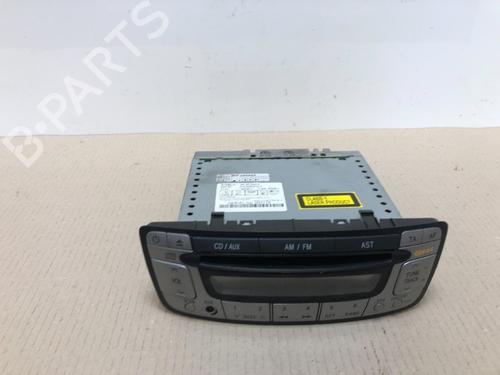 Used Radio Radio 16379601 16379601