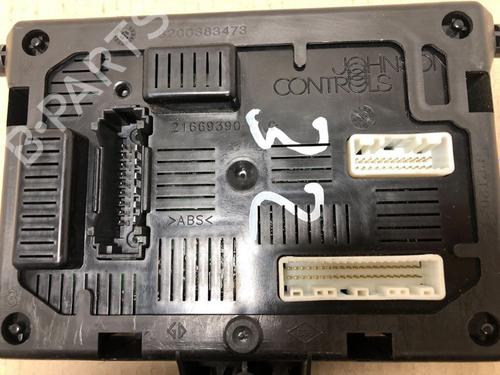 Fuse box RENAULT CLIO III (BR0/1, CR0/1) 1.4 16V | BP15347183E1 - Image 6