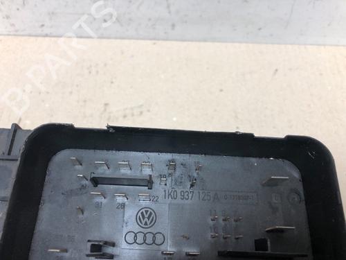 Fuse box VW GOLF V (1K1) 1.9 TDI | BP15299504E1 