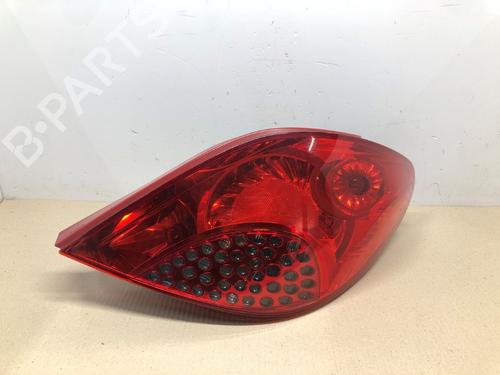 Used Right taillight Right taillight 19279298 19279298