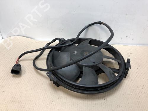 Used Radiator fan Radiator fan 15829998 15829998