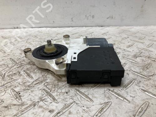Electronic module VW GOLF PLUS V (5M1, 521) 1.9 TDI | BP37204675M83 - Image 2