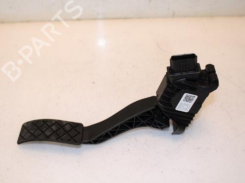 pedal-vw-touran-5t1-16-tdi-5q1723503j-2015-15331983 main image