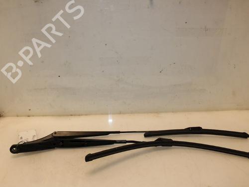 Used Front windshield wiper arm Front windshield wiper arm 37209198 37209198