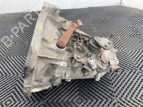 gearbox-toyota-aygo-_b1_-2005-2006-2007-2008-2009-2010-2011-2012-2013-2014-37204888 main image