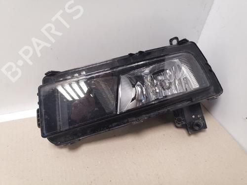 left-daytime-light-vw-touran-5t1-20-tdi-2015-15339562 main image