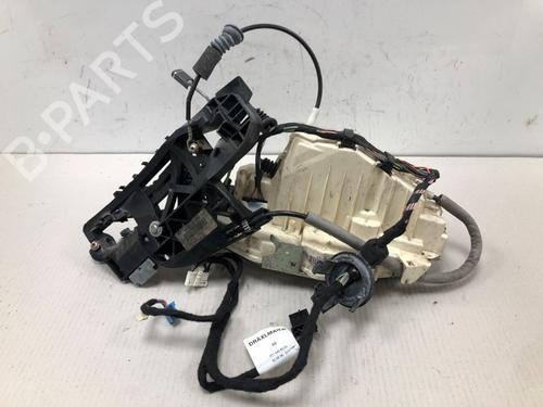 rear-right-lock-mercedes-benz-s-class-w221-v221-2005-2006-2007-2008-2009-2010-2011-2012-2013-37213333 main image