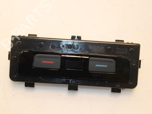 Used Climate control Climate control 15323319 15323319