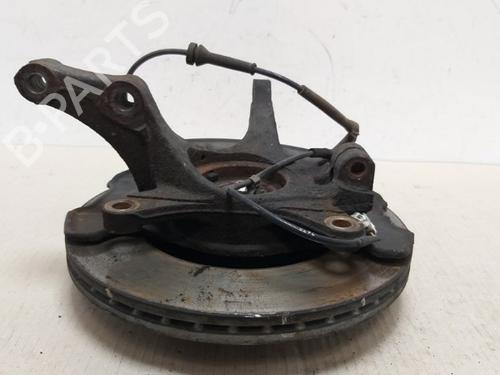Used Right front steering knuckle OPEL AGILA (B) (H08) 1.2 (F68) (86 hp) 18301390