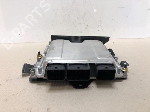Used Engine control unit (ECU) Engine control unit (ECU) 15535851 15535851