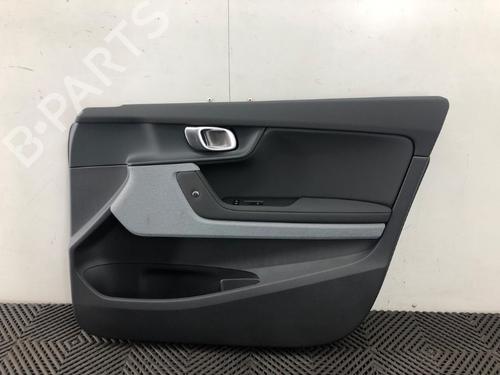 Used Front right panel Front right panel 37208101 37208101