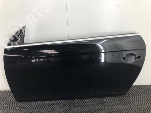 Used Left front door Left front door 37204040 37204040