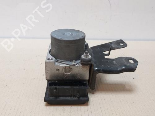 Used ABS pump PEUGEOT 107 (PM_, PN_) 1.0 (68 hp) 15531641