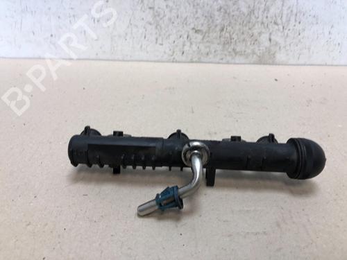 Used Injection rail Injection rail 15534243 15534243
