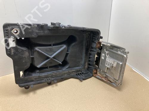 Used Engine control unit (ECU) Engine control unit (ECU) 37211832 37211832