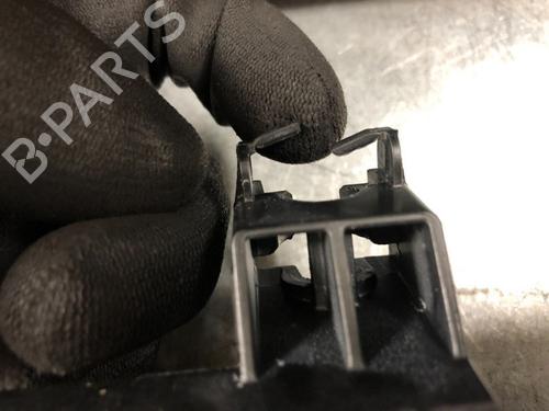 rear-right-exterior-door-handle-mercedes-benz-e-class-w213-amg-e-63-s-4-matic-213089-a0997602200-2016-15347716 main image