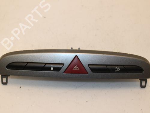 Advarselsbryter PEUGEOT 308 I (4A_, 4C_) 1.6 16V (120 hp) 15326044