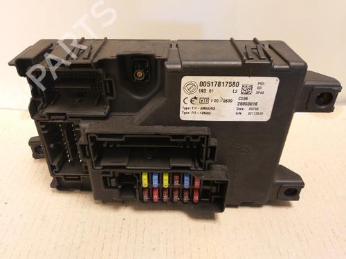 Used Fuse box Fuse box 16075260 16075260