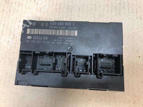 Dør styreenhed VW TOURAN (1T1, 1T2) 1.6 FSI | BP15534847M56 