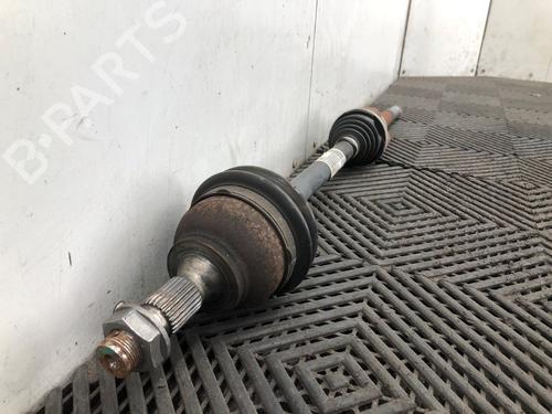Right front driveshaft PEUGEOT 2008 I (CU_) 1.2 THP 110 / PureTech 110 | BP23989500M39 - Image 2