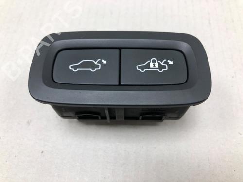 Used Switch Switch 37208942 37208942