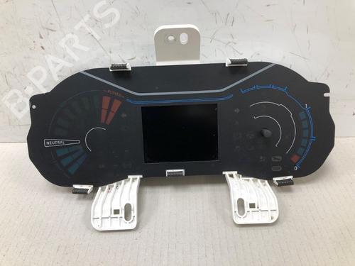 display-monitor-dacia-spring-2020-37210230 main image