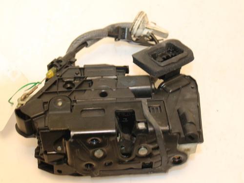 Used Front right lock VW GOLF VII (5G1, BQ1, BE1, BE2) 1.2 TSI (110 hp) 15327090