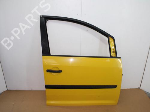 Used Right front door VW TOURAN (1T1, 1T2) 1.9 TDI (100 hp) 15331901