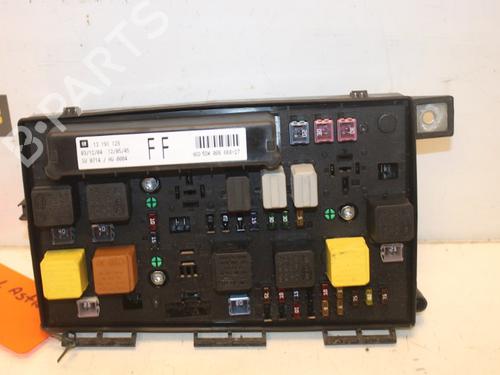 Used Fuse box OPEL ASTRA H Estate (A04) 1.7 CDTI (L35) (101 hp) 15312669