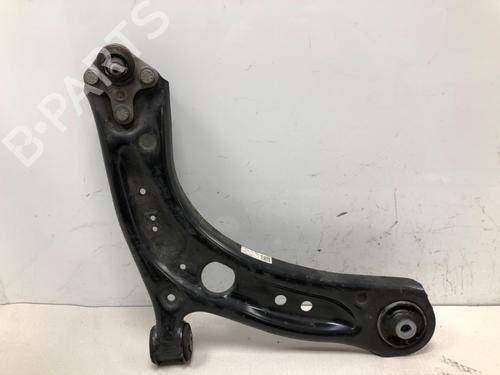 right-front-suspension-arm-vw-golf-viii-cd1-da1-2019-37208547 main image