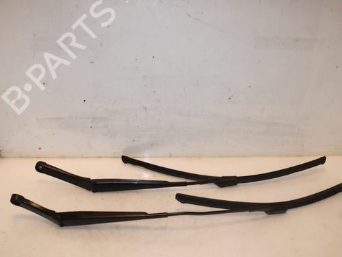 Used Front windshield wiper arm Front windshield wiper arm 15331810 15331810