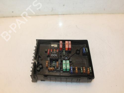 Used Fuse box VW GOLF PLUS V (5M1, 521) 1.9 TDI (105 hp) 15329015