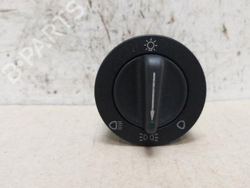 Used Headlight switch Headlight switch 15533405 15533405