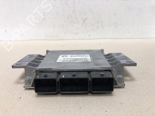 Used Engine control unit (ECU) Engine control unit (ECU) 15535743 15535743