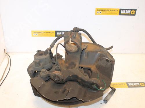 Used Left front steering knuckle BMW 3 (E46) 316 i (105 hp) 15310233