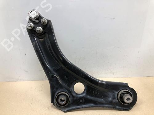 left-front-suspension-arm-renault-megane-iv-grandtour-k9amn_-2016-37204927 main image