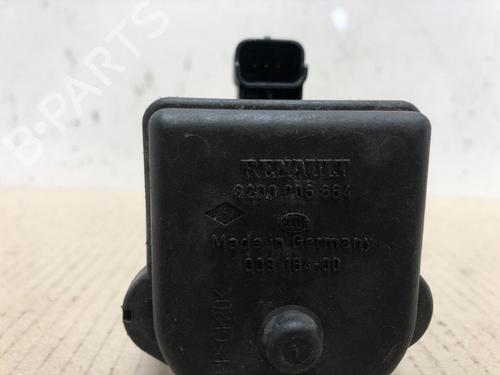 Headlight adjuster motor RENAULT LAGUNA II Grandtour (KG0/1_) 2.2 dCi (KG0F) | BP15296961E19 