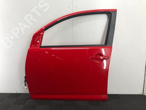 Used Left front door DAIHATSU SIRION (M3_) 1.0 (M300) (70 hp) 15347425