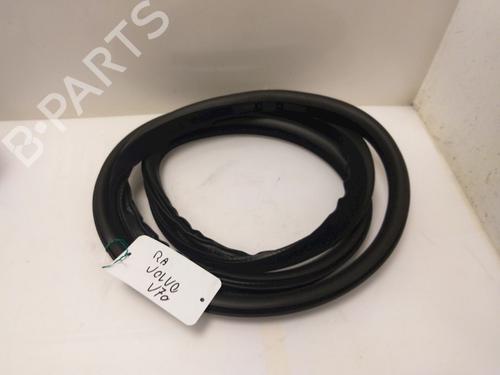 Rubber door seal VOLVO V70 III (135) D3 BP15337859C142