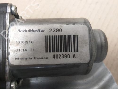 Front right window mechanism HYUNDAI ix35 (LM, EL, ELH) 2.0 4WD | BP22904871C23 