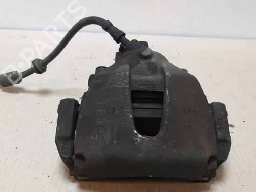 Used Right front brake caliper Right front brake caliper 15531657 15531657