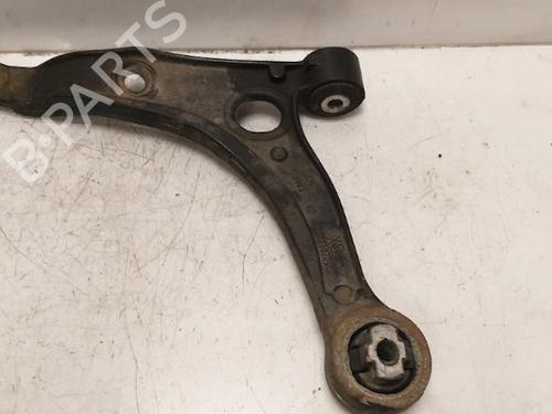 Used Left front suspension arm Left front suspension arm 15339104 15339104