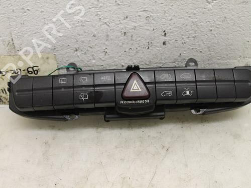 Used Warning switch MERCEDES-BENZ VITO / MIXTO Van (W639) 115 CDI (639.601, 639.603, 639.605) (150 hp) 15735968