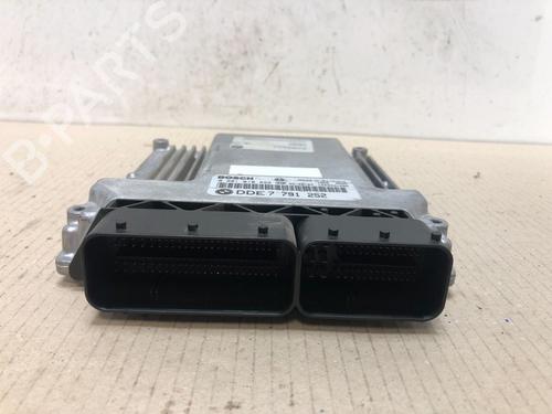 Used Engine control unit (ECU) Engine control unit (ECU) 15535996 15535996