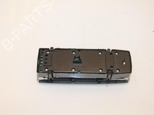 Switch TESLA MODEL S (5YJS) 85D AWD | BP15319818I30 - Image 2