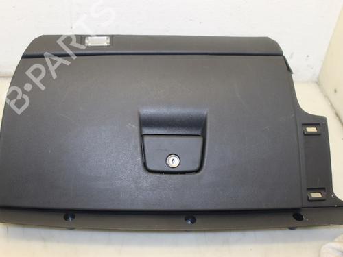 Used Glove box Glove box 15301865 15301865
