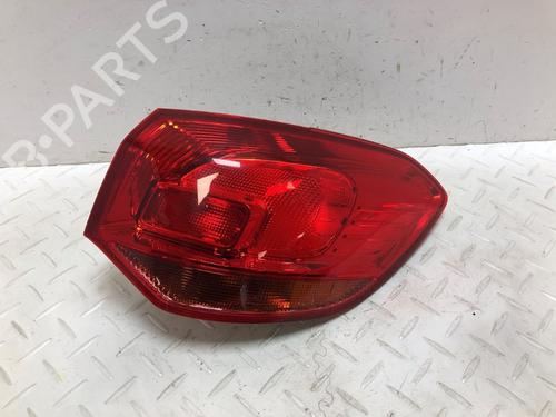 Used Right taillight Right taillight 16709659 16709659