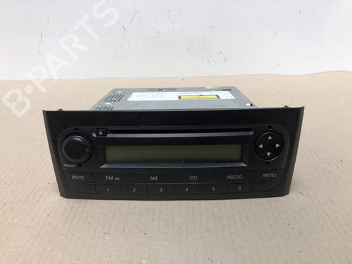 Used Radio FIAT GRANDE PUNTO (199_) 1.4 T-Jet (199AXM1A, 199BXM1A, 199BXN1A) (120 hp) 15348693