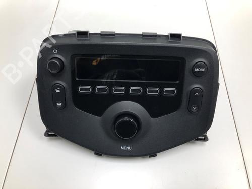 Used Radio Radio 24368100 24368100